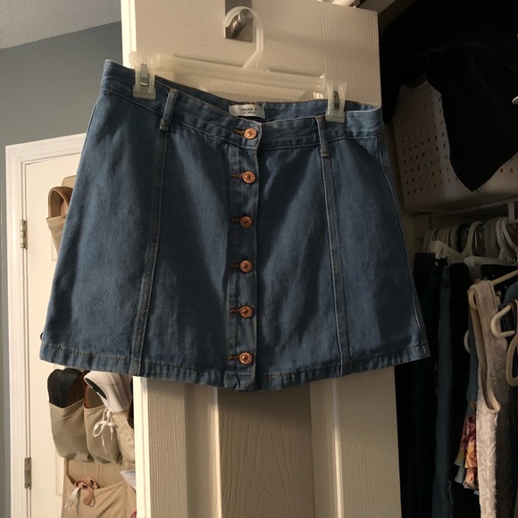 SOLD button down denim skirt - Picture 1 of 3